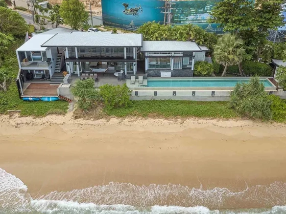 Villa de luxe en bord de mer à vendre à Kamala Phuket