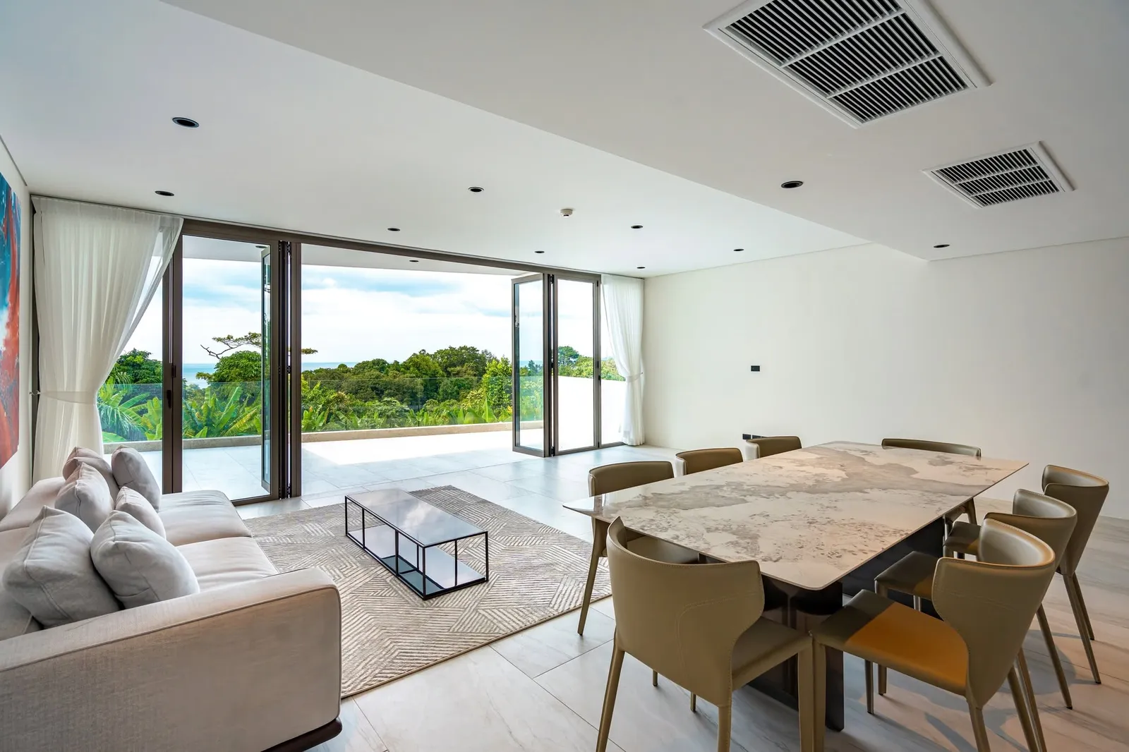 Duplex de luxe de 3 chambres avec vue sur mer à louer à Bluepoint Patong