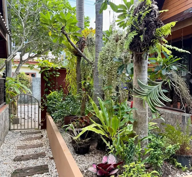 Kamala Bungalow Resort for Sale – 5 Private Bungalows Near the Beach