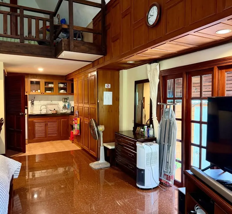 Kamala Bungalow Resort for Sale – 5 Private Bungalows Near the Beach