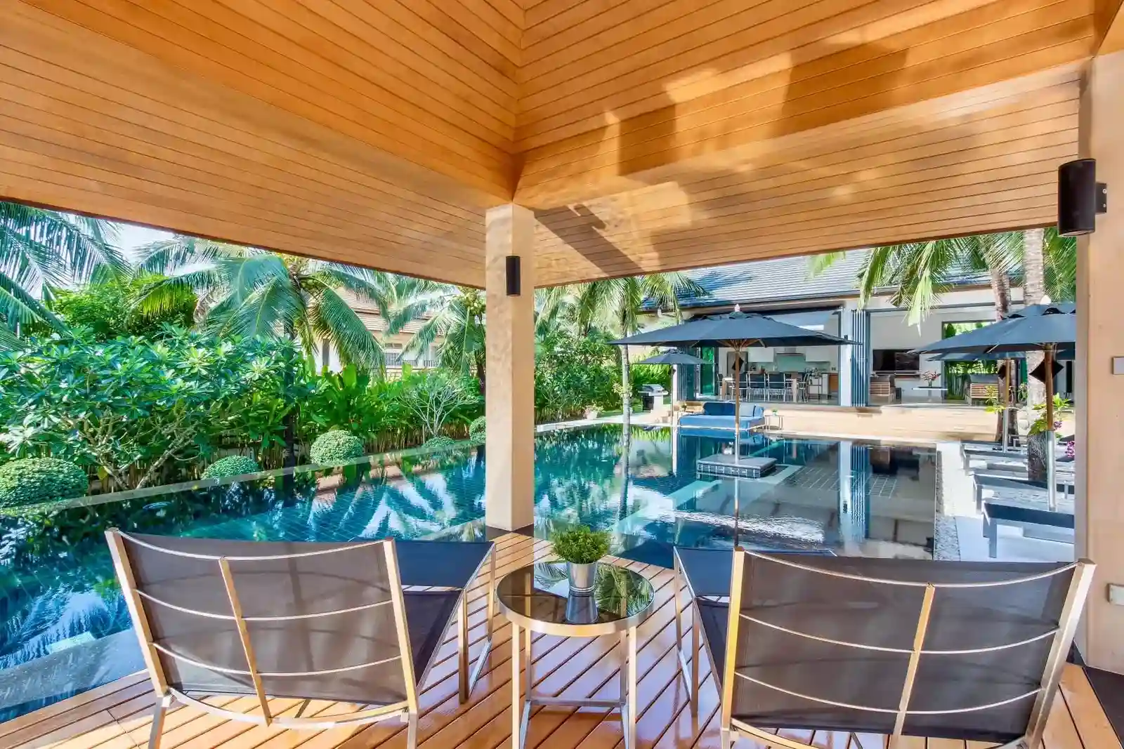 Luxury 4-Bedroom Pool Villa for Rent in Rawai Phuket – 1,864 sqm Land