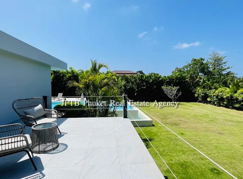 4-Bedroom Luxury Pool Villa for Sale in Rawai, Phuket – 2,000 sqm Land