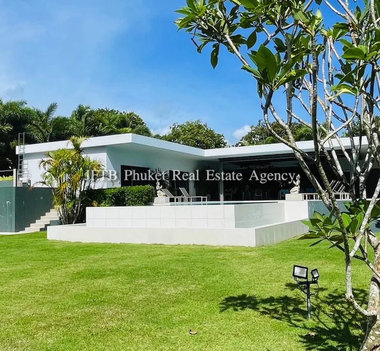4-Bedroom Luxury Pool Villa for Sale in Rawai, Phuket – 2,000 sqm Land