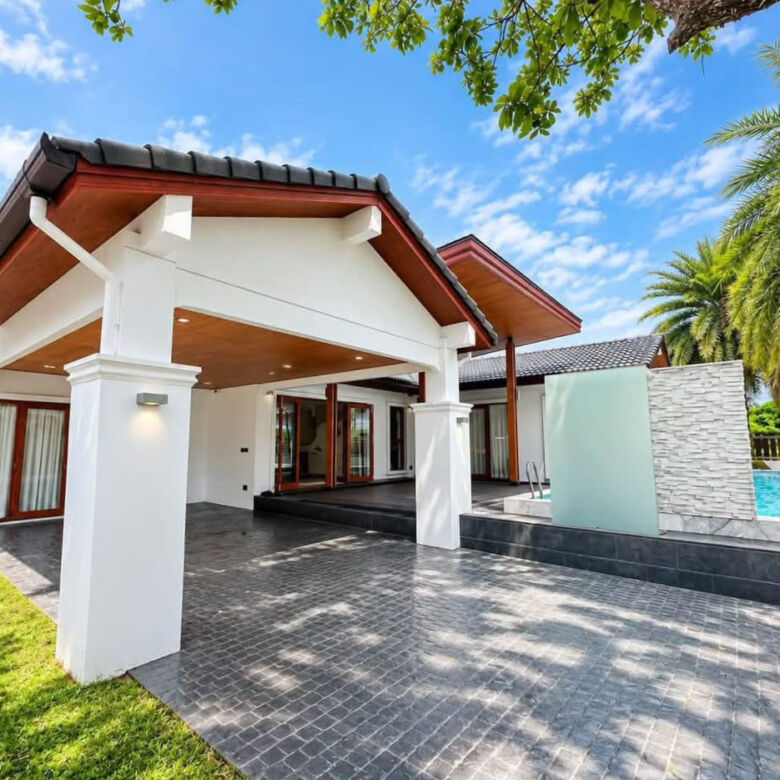 Villa de luxe avec piscine et 4 chambres à louer à Koh Kaew, Phuket – près de BISP