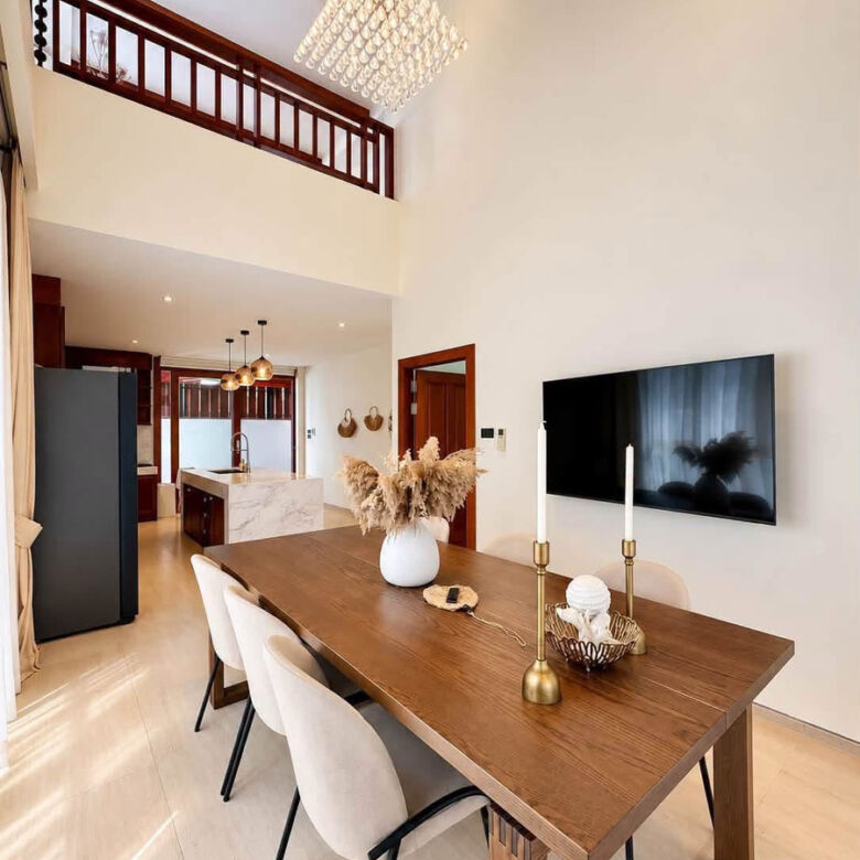 Villa de luxe avec piscine et 4 chambres à louer à Koh Kaew, Phuket – près de BISP