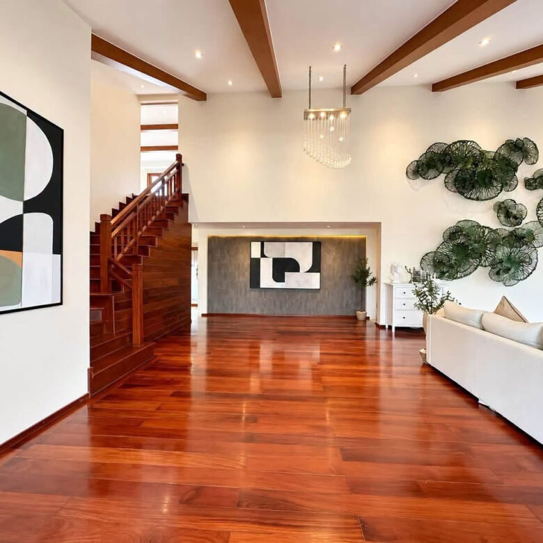 Villa de luxe avec piscine et 4 chambres à louer à Koh Kaew, Phuket – près de BISP