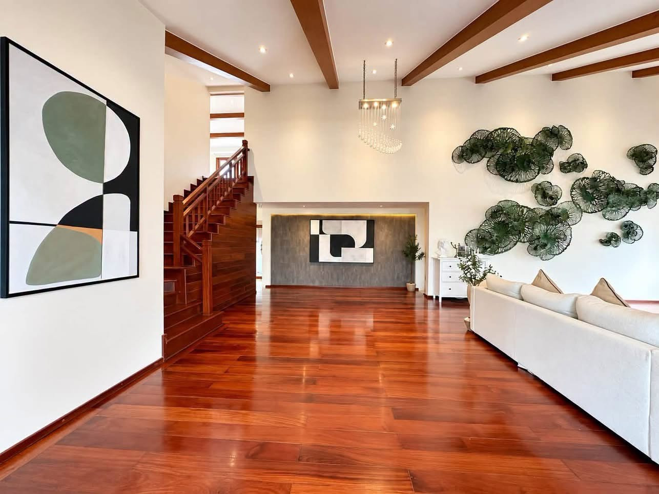 Villa de luxe avec piscine et 4 chambres à louer à Koh Kaew, Phuket – près de BISP
