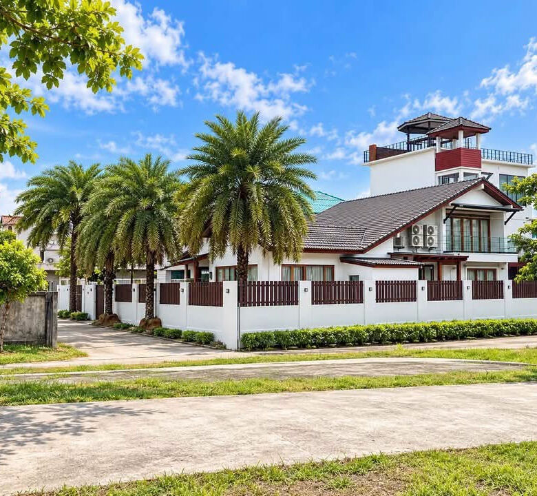 Villa de luxe avec piscine et 4 chambres à louer à Koh Kaew, Phuket – près de BISP