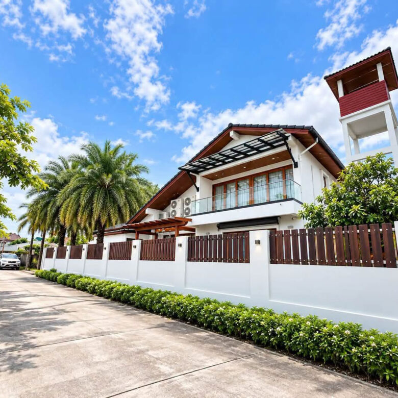 Villa de luxe avec piscine et 4 chambres à louer à Koh Kaew, Phuket – près de BISP