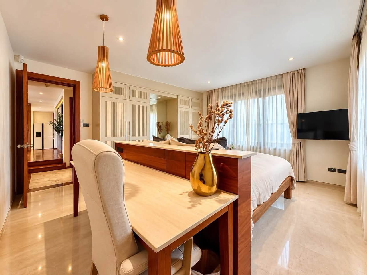 Villa de luxe avec piscine et 4 chambres à louer à Koh Kaew, Phuket – près de BISP