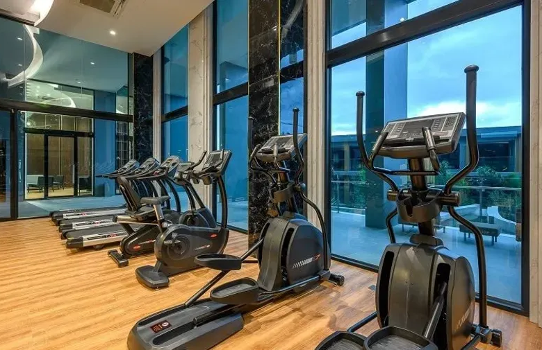 Appartement en copropriété à vendre au Mida Grande Resort de Surin, Phuket – 1 chambre, vue mer, pleine propriété pour étrangers