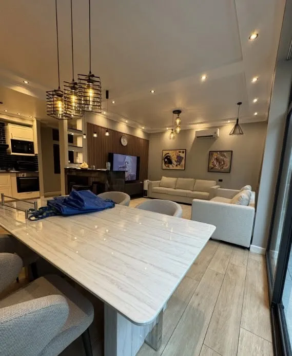 Maison moderne de 3 chambres avec jardin privé à louer à Kamala, Phuket