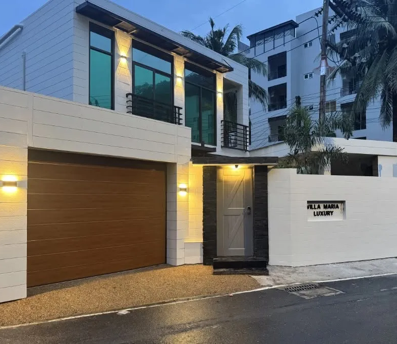 Maison moderne de 3 chambres avec jardin privé à louer à Kamala, Phuket