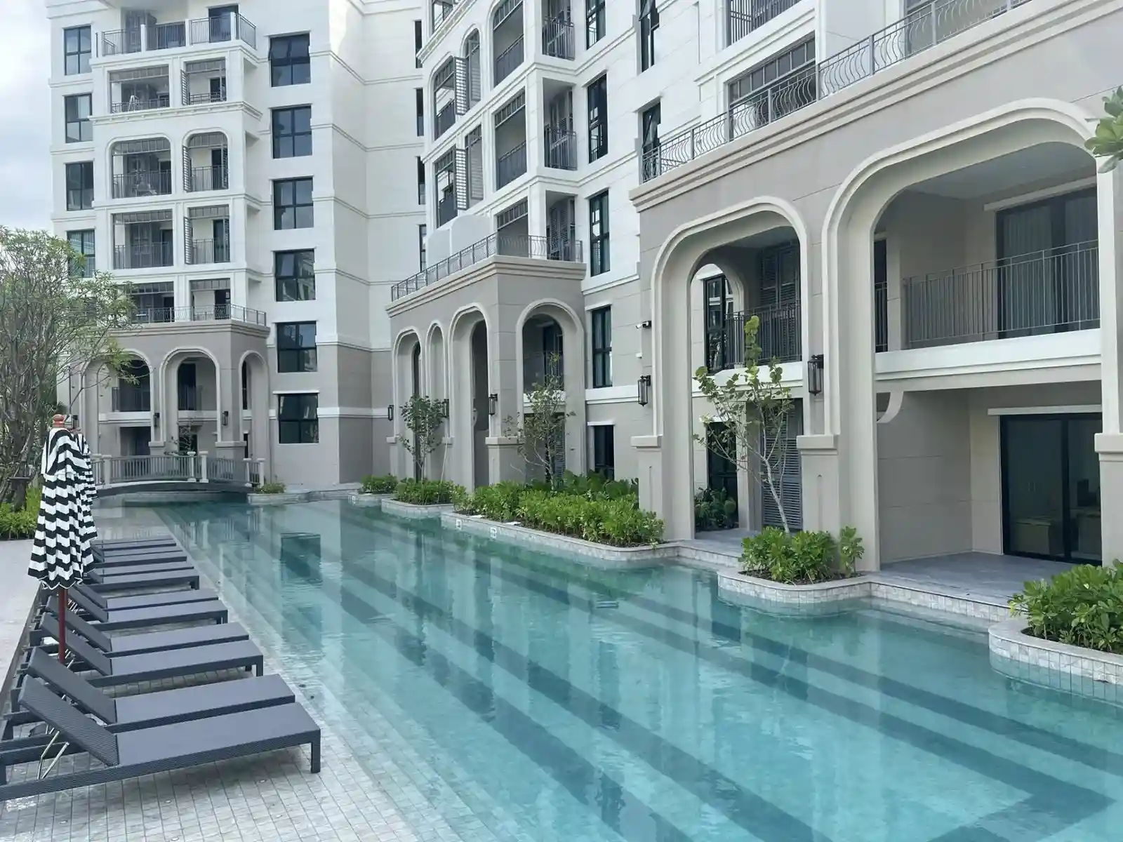 The Title Legendary Bang Tao Pool Access Studio for Sale – 36 sqm