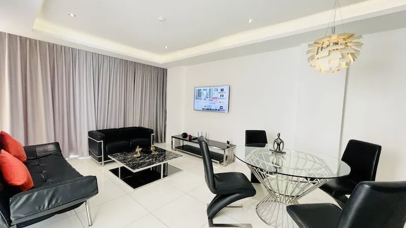 The View Kata Condo for Sale – 2 Bedrooms, Private Pool & Panoramic Sea View