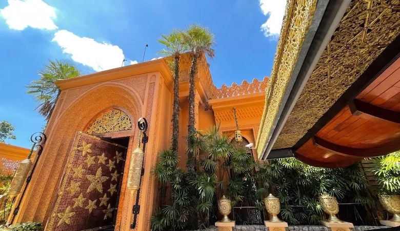 Villa Baray for Sale in Karon, Phuket – 5-Bedroom Sea View Mansion