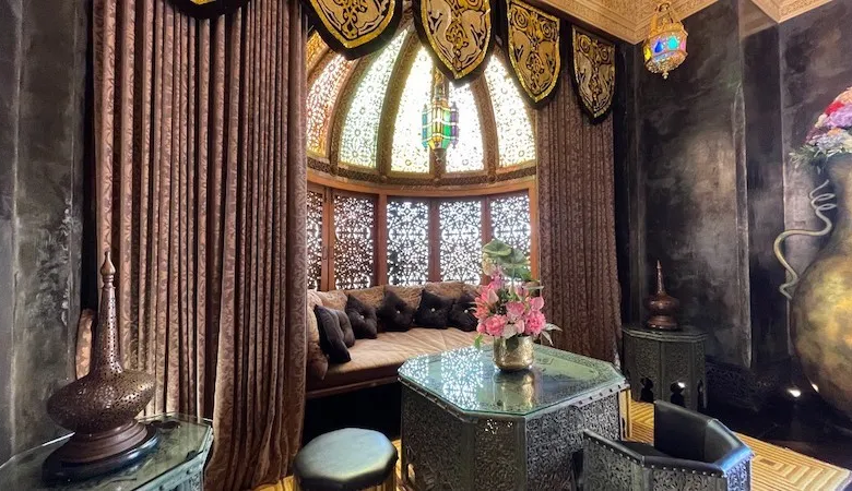 Villa Baray for Sale in Karon, Phuket – 5-Bedroom Sea View Mansion