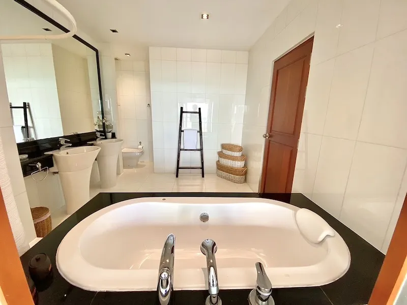 Waterside Panwa 4-Bedroom Beachfront Duplex for Rent – Ao Yon Phuket