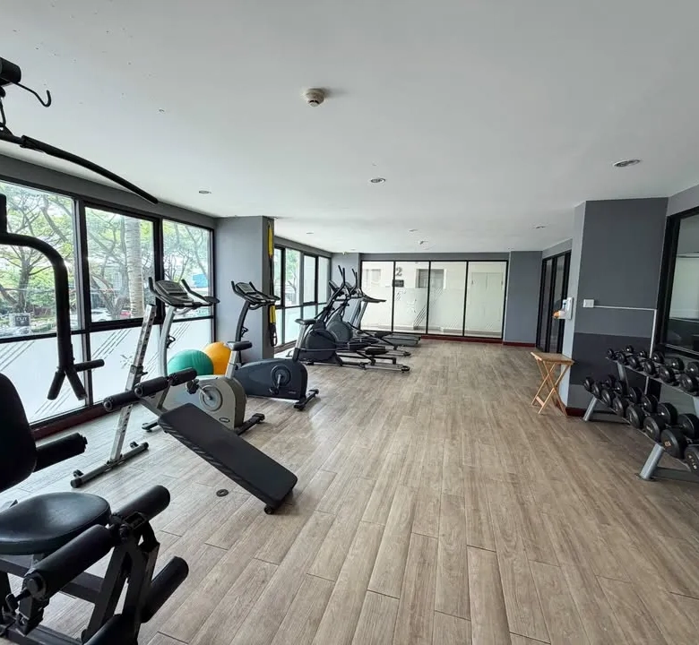 Studio en pleine propriété pour étranger à vendre à Zcape X2 près de Boat Avenue