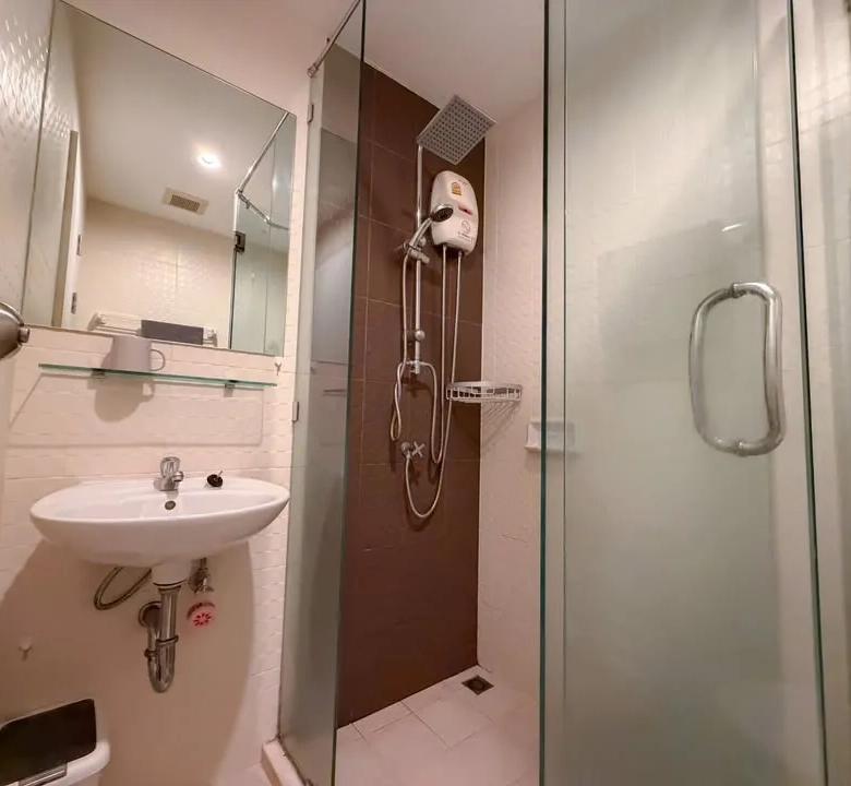 Studio en pleine propriété pour étranger à vendre à Zcape X2 près de Boat Avenue